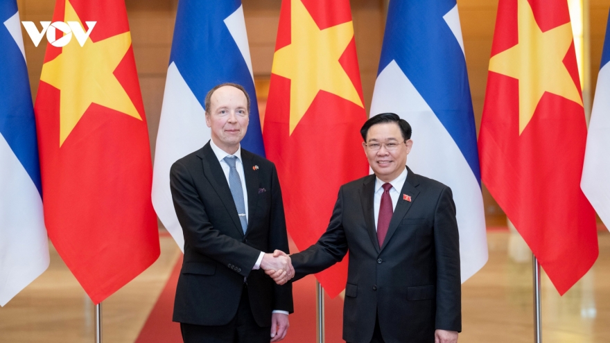 Vietnam and Finland vow to deepen mutual ties for practical benefits